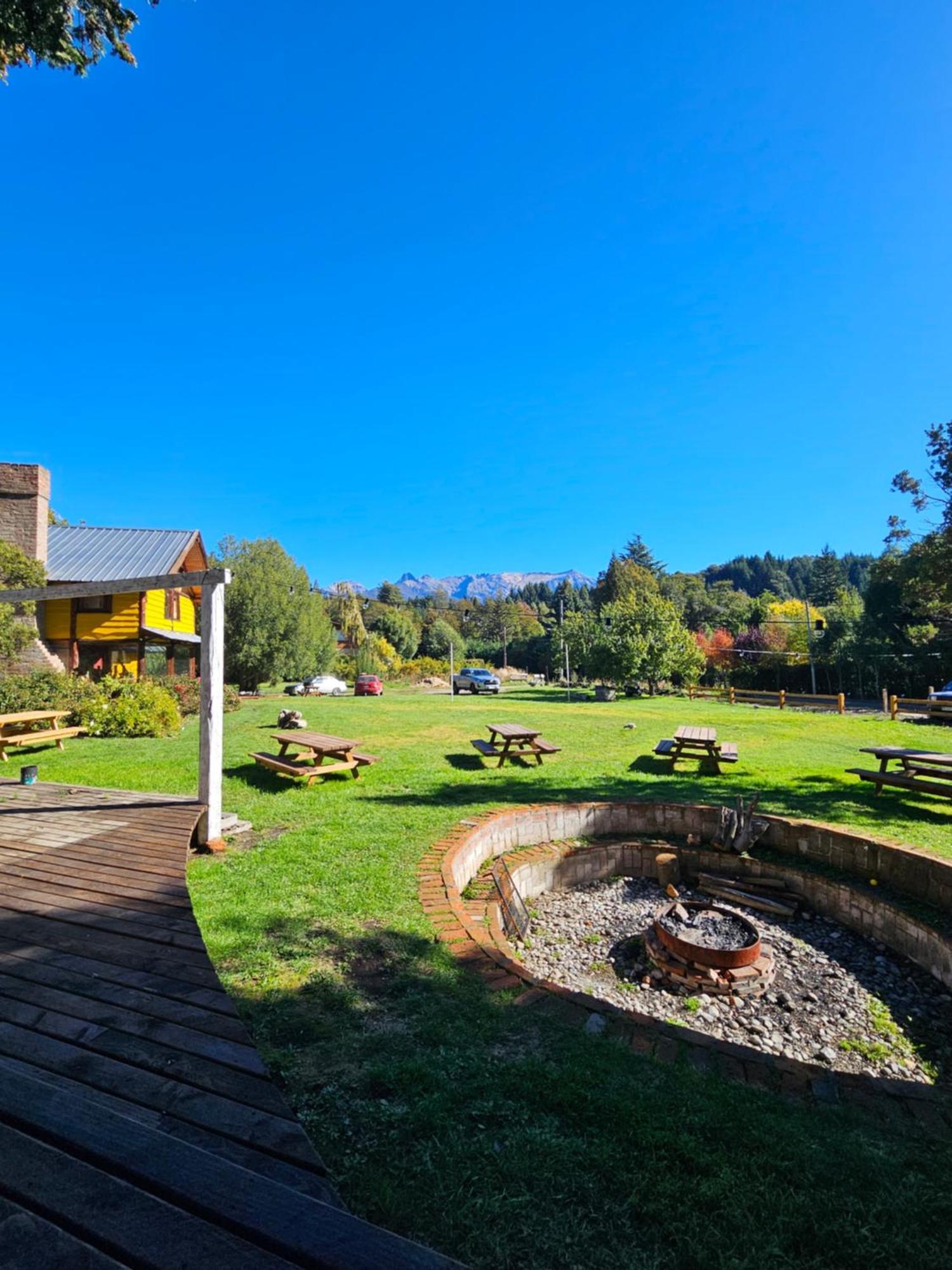 Hostel Capsula Refugio Oeste San Carlos de Bariloche Bagian luar foto