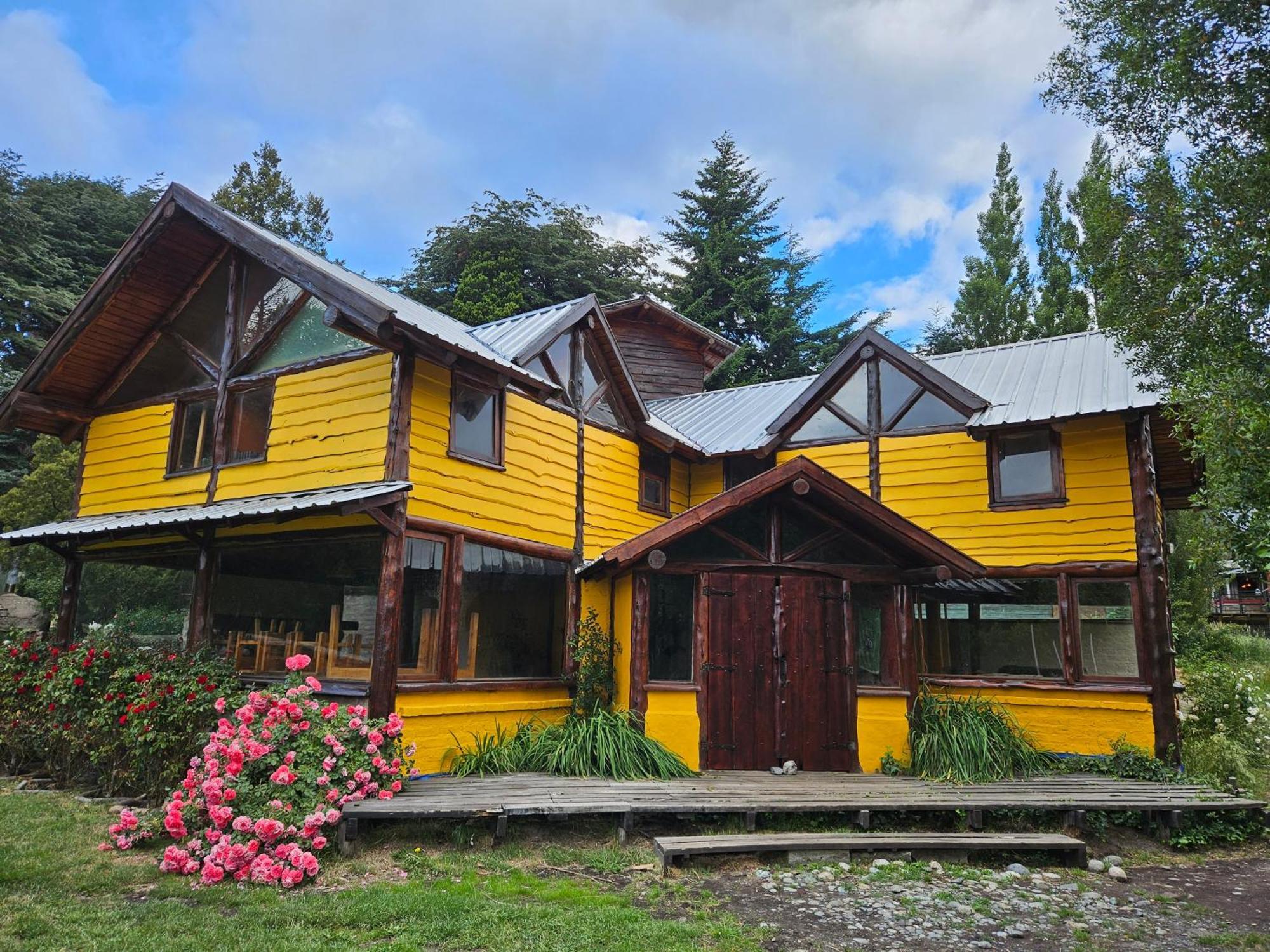 Hostel Capsula Refugio Oeste San Carlos de Bariloche Bagian luar foto